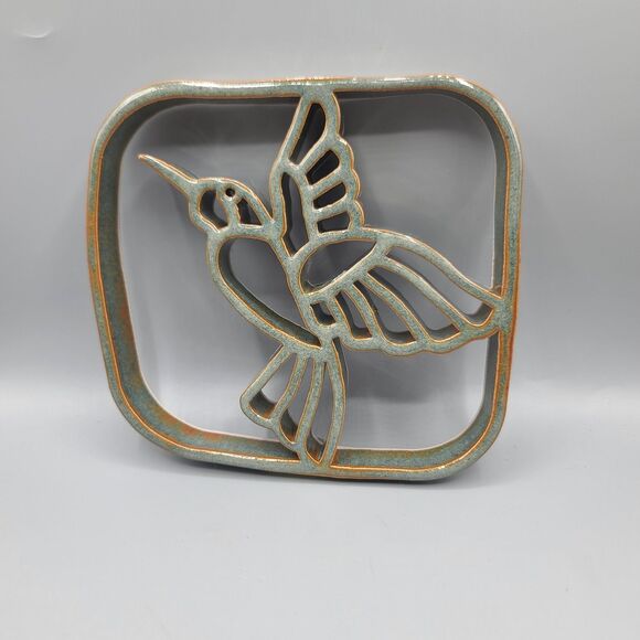 Bay Pottery Hummingbird Trivet Wall Hanging Table Decor Stoneware Pottery - Picture 1 of 11